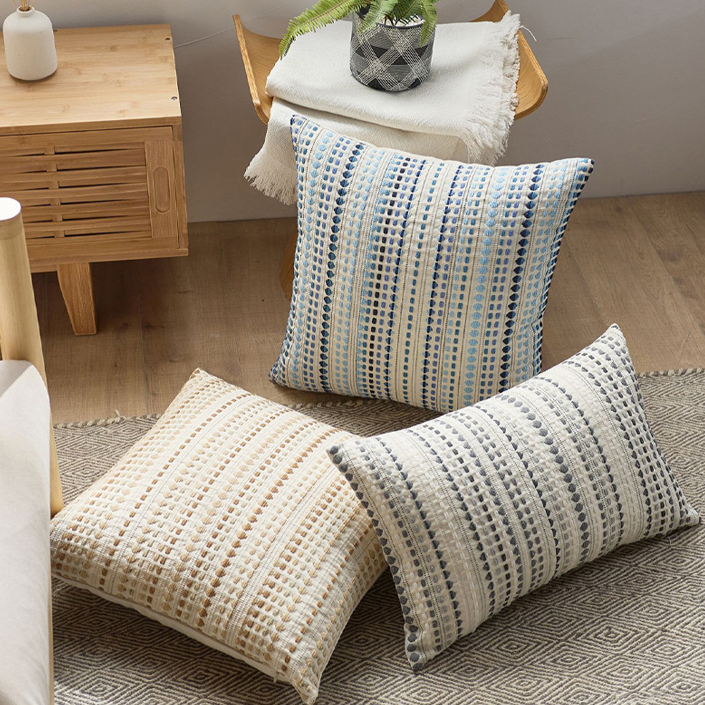 Dekokissen Stirp Dot Cushion